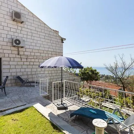 Apartman Mili - Two Bedroom With Terrace And Sea View Sinjska 15