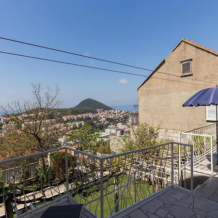 Mili - Two Bedroom With Terrace And Sea View Sinjska 15 Apartment