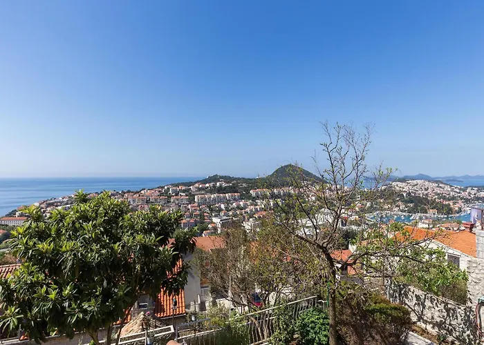 Lägenhet Mili - Two Bedroom With Terrace And Sea View Sinjska 15 Dubrovnik